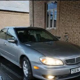 Infiniti I30 2001