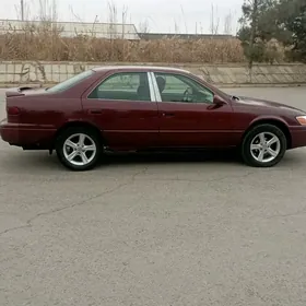 Toyota Camry 1998