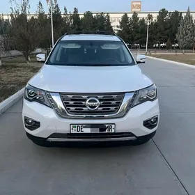 Nissan Pathfinder 2020