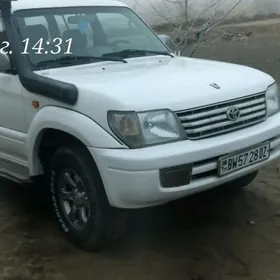 Toyota Land Cruiser Prado 2002