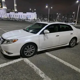 Toyota Avalon 2012