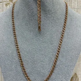 Gyzyl komplekt monaliza