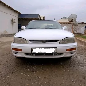 Toyota Camry 1993