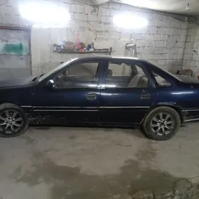 Opel Vectra 1990
