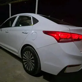 Hyundai Accent 2021