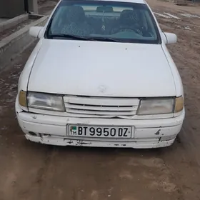 Opel Vectra 1990