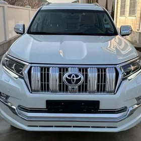 Toyota Land Cruiser Prado 2022