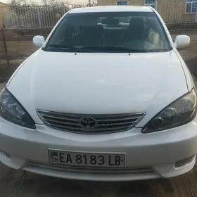 Toyota Camry 2004