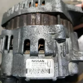 Генератор NISSAN VERSA динамо