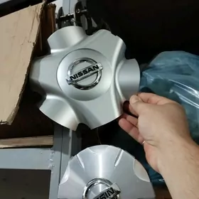 Колпаки для Nissan Pathfinder