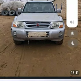 Mitsubishi Pajero 2005