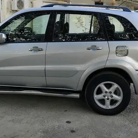 Toyota RAV4 2001