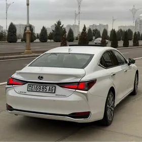 Lexus ES 350 2023