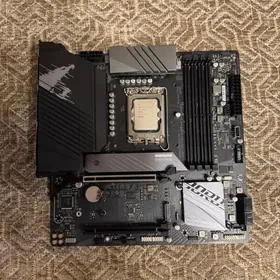 i5 13/b760m Aorus/16gb ddr5