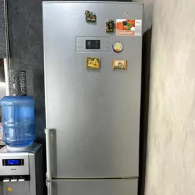 Холодильник LG