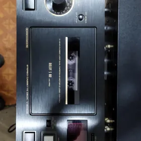 TEAC V 6030S TEAC V 8030S