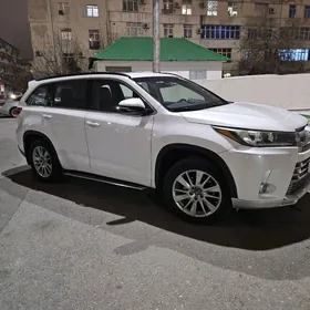 Toyota Highlander 2017