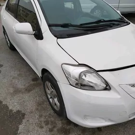 Toyota Yaris 2008
