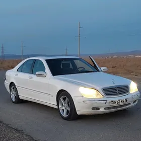 Mercedes-Benz S-Class 2000
