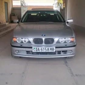 BMW E39 2000