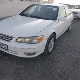 Toyota Camry 2000