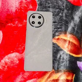 Tecno spark 20 pro plus