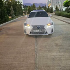 Lexus IS 350 2017