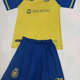 футбольный костюм