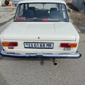Lada 2104 1980