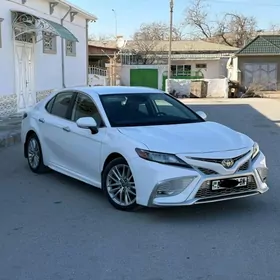 Toyota Camry 2023