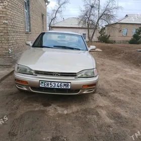 Toyota Camry 1993