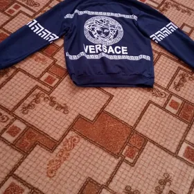 йенли футболка