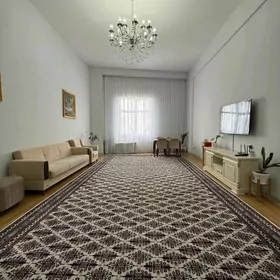  Podwoyskiy Elitka 3komnat