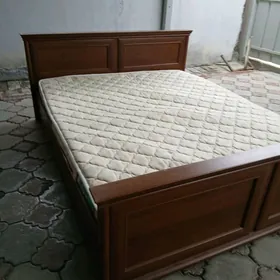 спалный кровать