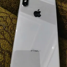 iPhone X