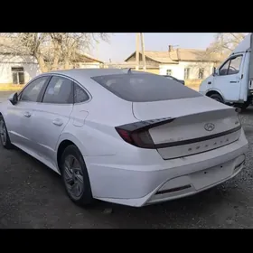 Hyundai Sonata Hybrid 2020