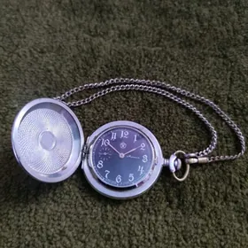 ретро часы 1984 года