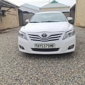 Toyota Camry 2010