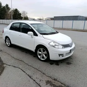 Nissan Versa 2010