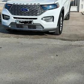 Ford Explorer 2021