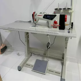 Швейная машинка