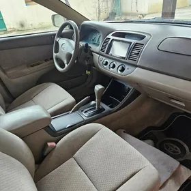 Toyota Camry 2003
