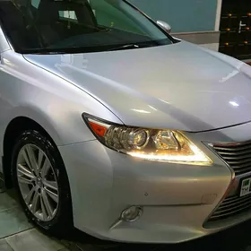Lexus ES 350 2013