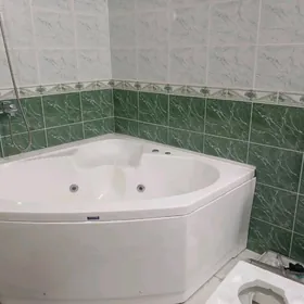 Jakuzi Bufet Haladilnik