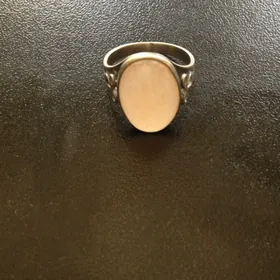 Кольцо серебряное с розовым агатом