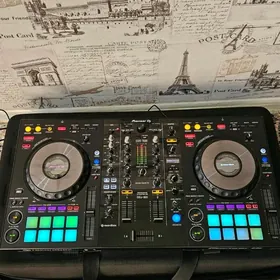 DDJ-800 pionerr