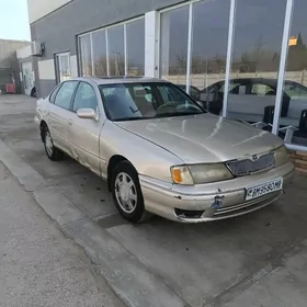 Toyota Avalon 1996