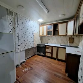 4 Mikrayon 2 kom 3/1 etaž 41$