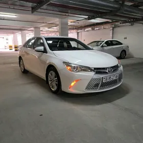 Toyota Camry 2017
