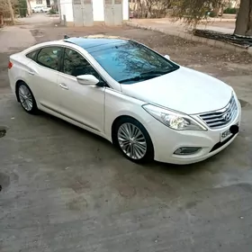 Hyundai Azera 2012
